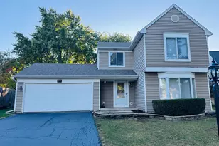 216 Iris Dr, Streamwood, IL 60107 - Photo 1