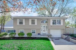 11 Shell Ct, Oswego, IL 60543 - Photo 1
