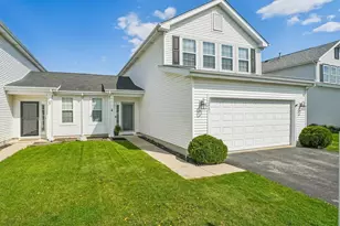 32481 Bakers Dr, Lakemoor, IL 60051 - Photo 1