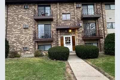 1243 Brown Street #3D, Des Plaines, IL 60016 - Photo 1