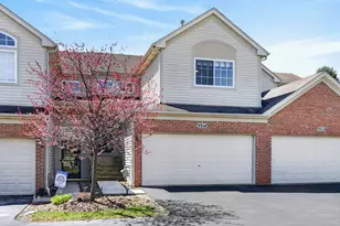 3314 Blue Ridge Dr, Carpentersville, IL 60110 - Photo 1