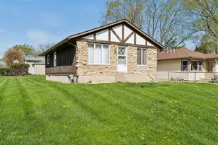 1414 North Ave, Round Lake Beach, IL 60073 - Photo 1