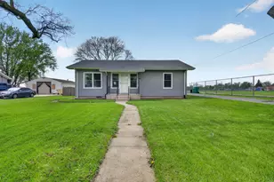 605 S Eastern Ave, Manhattan, IL 60442 - Photo 1