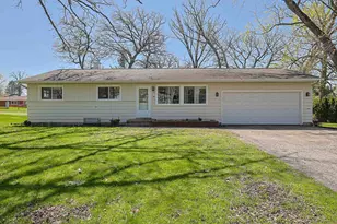 7405 Wooded Shore Dr, Wonder Lake, IL 60097 - Photo 1