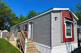 420 W Touhy Ave, Des Plaines, IL 60018 - Photo 1