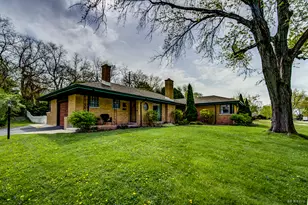 831 Verne Ln, Flossmoor, IL 60422 - Photo 1