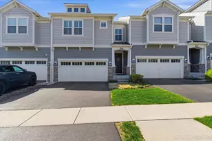 614 Riverbank Dr, Geneva, IL 60134 - Photo 1