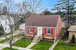 1319 Highridge Pkwy, Westchester, IL 60154 - Photo 1