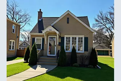 7179 N Mankato Avenue, Chicago, IL 60646 - Photo 1