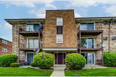 7112 99th Street #209, Chicago Ridge, IL 60415 - Photo 1