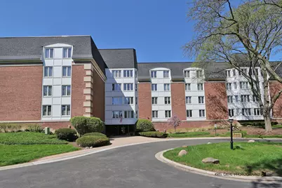 175 Lake Boulevard #318, Buffalo Grove, IL 60089 - Photo 1