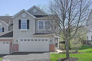 620 Grand Canyon Cir, Crystal Lake, IL 60014 - Photo 1