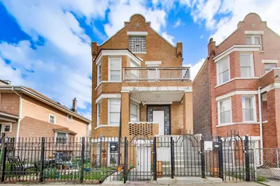 2825 W Pershing Road, Chicago, IL 60632 - Photo 1