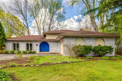 918 Bedford Lane, Libertyville, IL 60048 - Photo 1