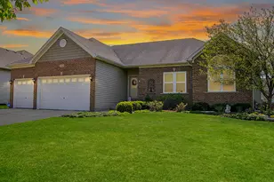 352 Andover Dr, Oswego, IL 60543 - Photo 1