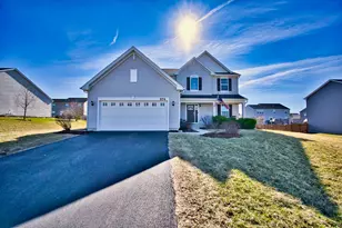 574 Coach Rd, Yorkville, IL 60560 - Photo 1