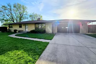 7540 Ivory Ct, Rockford, IL 61108 - Photo 1