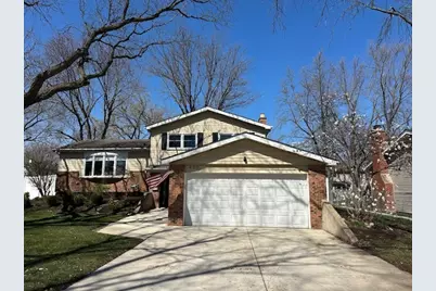 430 71st Street, Darien, IL 60561 - Photo 1