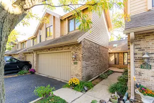 7914 S Garfield Ave, Burr Ridge, IL 60527 - Photo 1