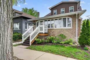 908 Wenonah Ave, Oak Park, IL 60304 - Photo 1