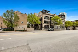 1525 S Michigan Ave, Chicago, IL 60605 - Photo 1