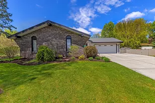 3364 Cavendish Ct, Rockford, IL 61109 - Photo 1