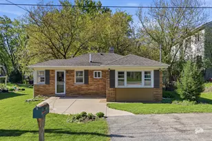 21365 W Ridge Rd, Lake Zurich, IL 60047 - Photo 1