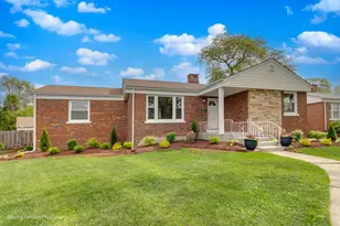 10072 Drury Ln, Westchester, IL 60154 - Photo 1