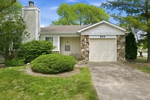 849 Colony Lake Dr, Schaumburg, IL 60194 - Photo 1