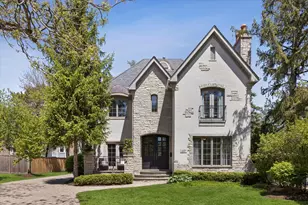 117 W North St, Hinsdale, IL 60521 - Photo 1