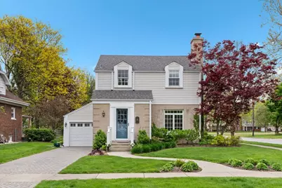 545 S Evergreen Avenue, Arlington Heights, IL 60005 - Photo 1