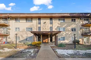 525 S Cleveland Ave, Arlington Heights, IL 60005 - Photo 1