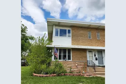 1462 Willow Avenue, Des Plaines, IL 60016 - Photo 1