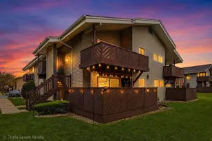 7908 164th Ct, Tinley Park, IL 60477 - Photo 1