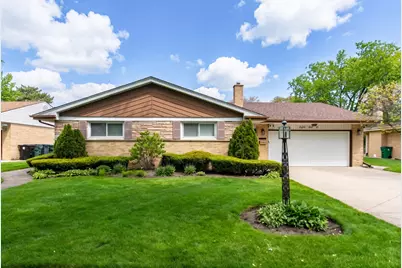 860 N Merrill Street, Park Ridge, IL 60068 - Photo 1