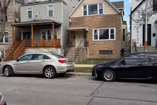 2915 N Spaulding Ave, Chicago, IL 60618 - Photo 1