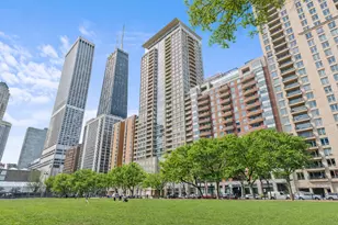 250 E Pearson St, Chicago, IL 60611 - Photo 1