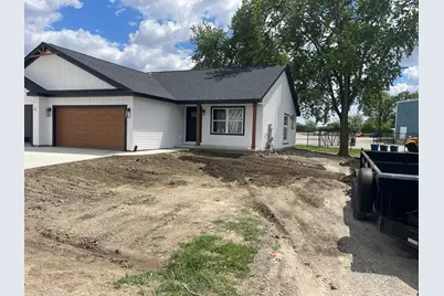 904 W South Street, Lexington, IL 61753 - Photo 1