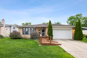 6877 177th St, Tinley Park, IL 60477 - Photo 1