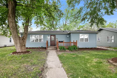 570 E 2nd Avenue, Clifton, IL 60927 - Photo 1