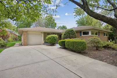 5313 Caroline Avenue, Western Springs, IL 60558 - Photo 1