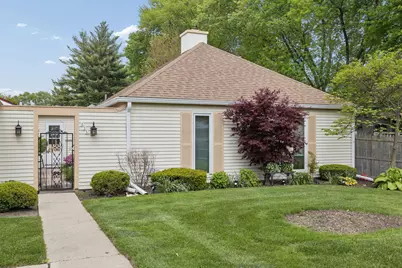 135 Garden Drive #135, Montgomery, IL 60538 - Photo 1