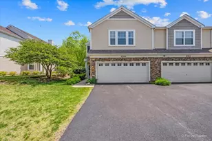 6566 Marble Ln, Carpentersville, IL 60110 - Photo 1