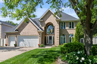986 E Red Oak Street, Addison, IL 60101 - Photo 1