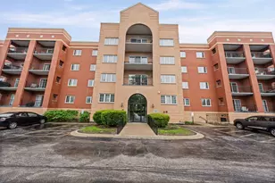 59 S Hale St, Palatine, IL 60067 - Photo 1