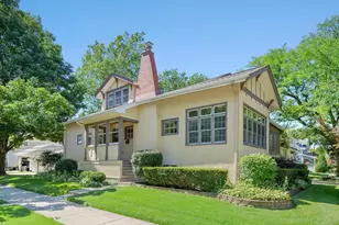 54 Malden Ave, La Grange, IL 60525 - Photo 1