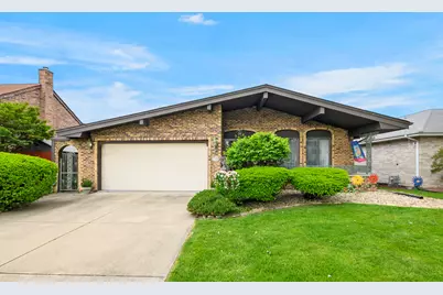 9346 S 55th Avenue, Oak Lawn, IL 60453 - Photo 1