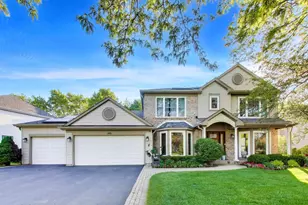 845 Saugatuck Trail, Vernon Hills, IL 60061 - Photo 1