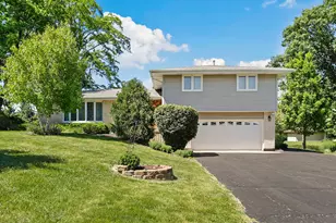 1240 117th St, Lemont, IL 60439 - Photo 1