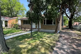 940 W 116th Pl, Chicago, IL 60643 - Photo 1